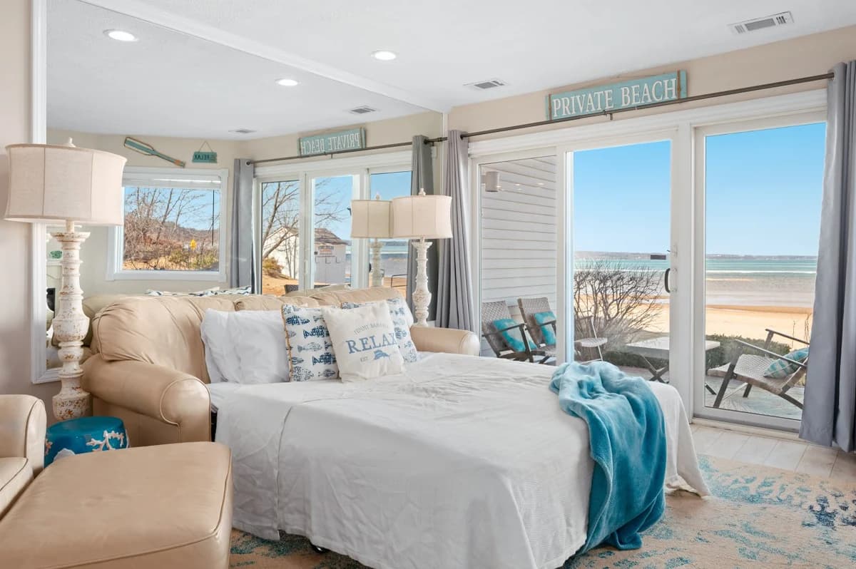 Coastal Duo 108 & 109 | Beachfront | Near Downtown + Tart Trail photo 10