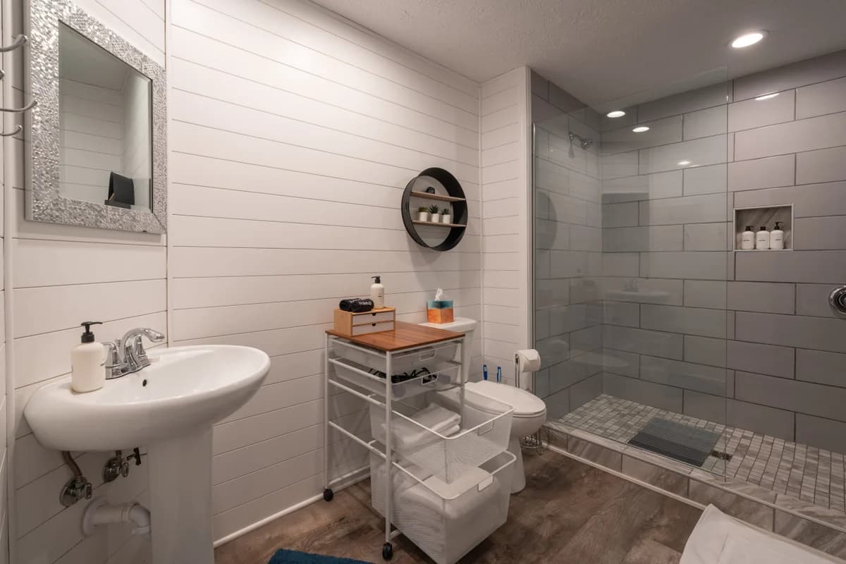 Beachfront Serenity 101|Direct Beach Access |Near Downtown + Tart Trail photo 23