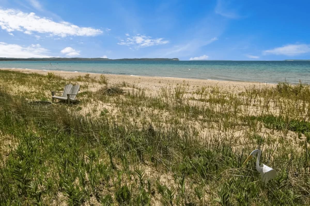 Boona Vista|Lake Michigan Beach Front Cottage photo 25