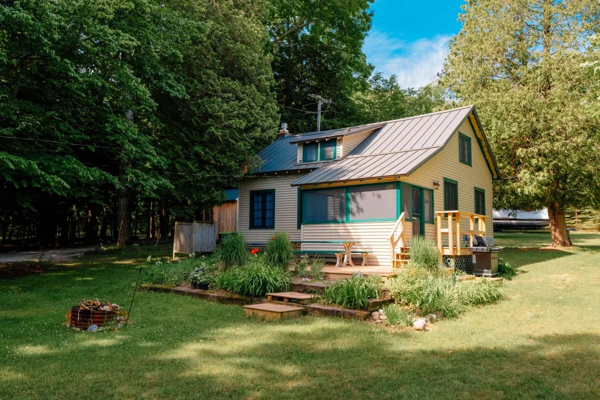 Camp Haven | Mallard Cabin | 3BR | Near Glen Lake photo 2