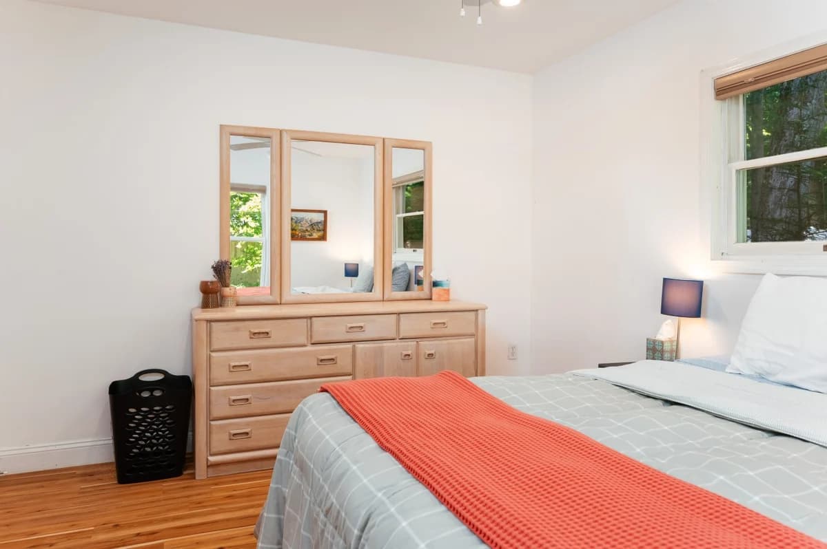 Camp Haven Retreat | 3 Homes | 12BR | Little Glen Lake photo 16