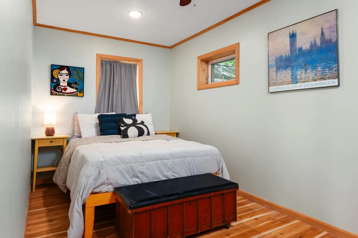Camp Haven Retreat | 3 Homes | 12BR | Little Glen Lake photo 17