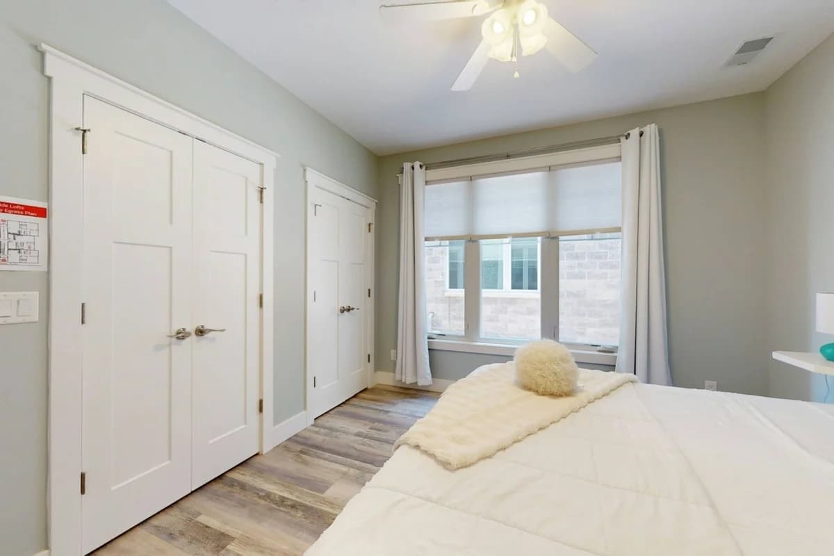 The Cove 5 | 2BR | Rooftop Patio | Downtown photo 12