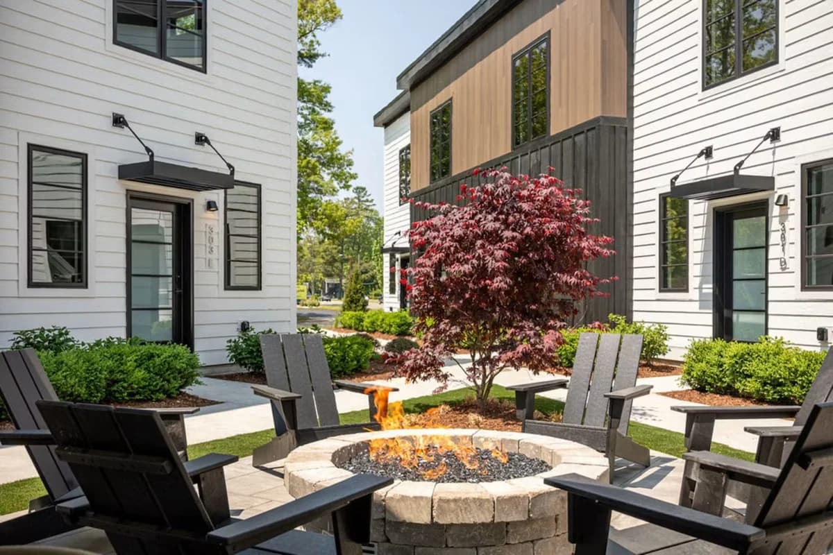 Hamilton Place | Bayside Building 8BR | Near Downtown Beaches photo 21