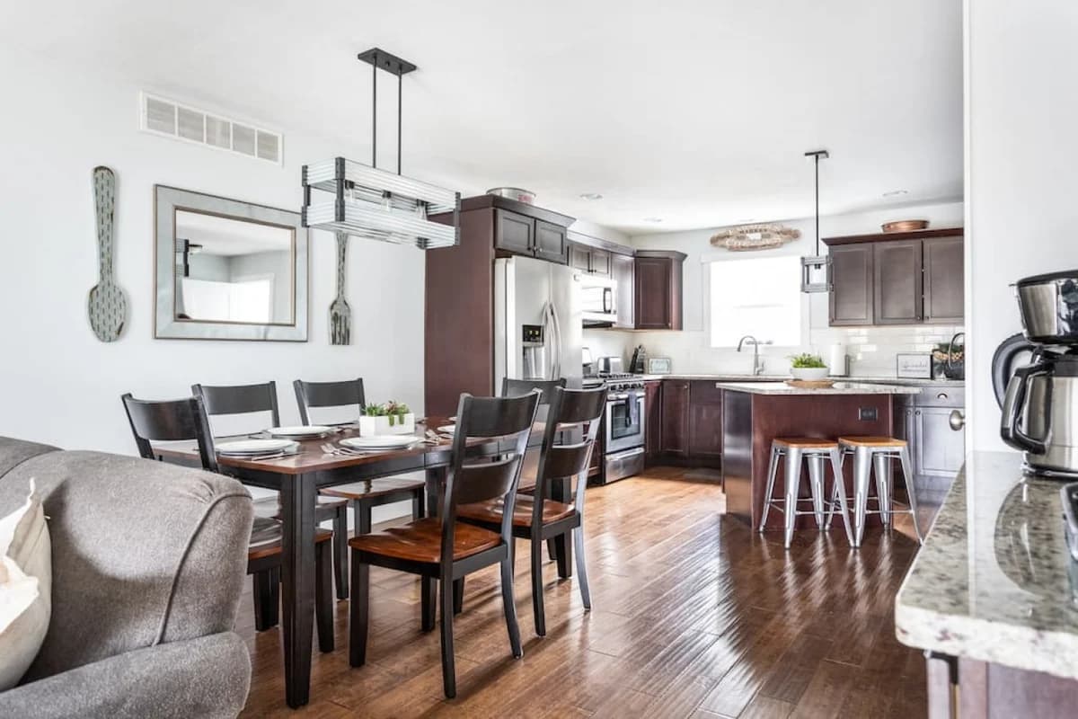 Hygge | 3BD Townhome | Downtown | Wineries | Beaches photo 10