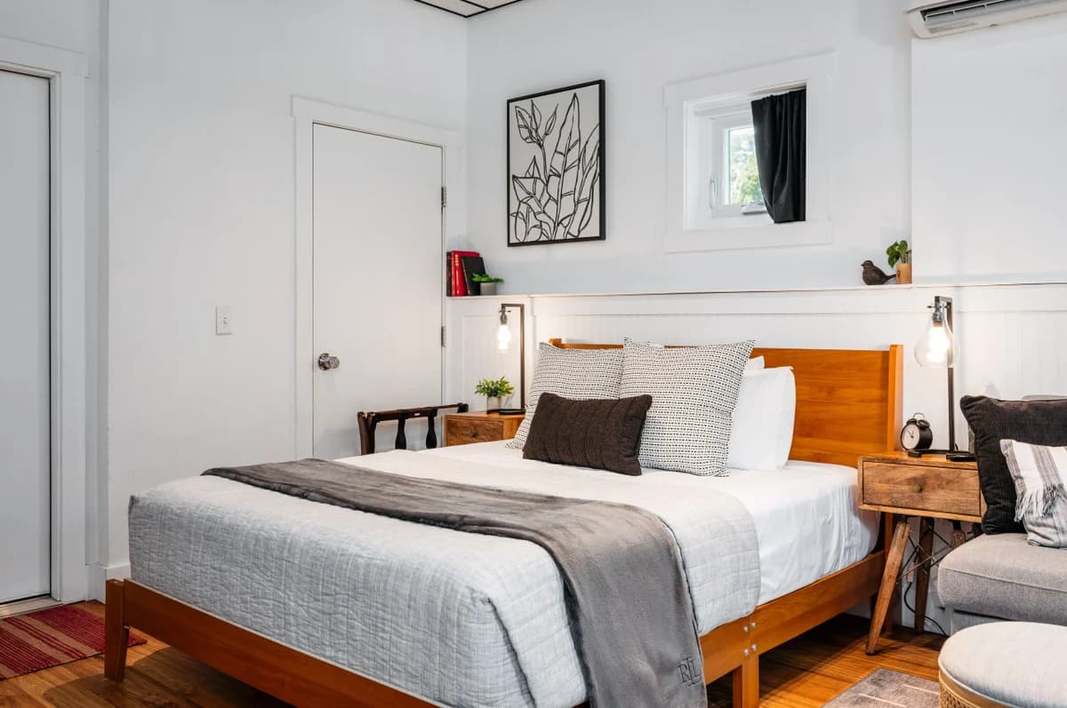 L Studio |Close to Downtown|Beaches|Wineries photo 9