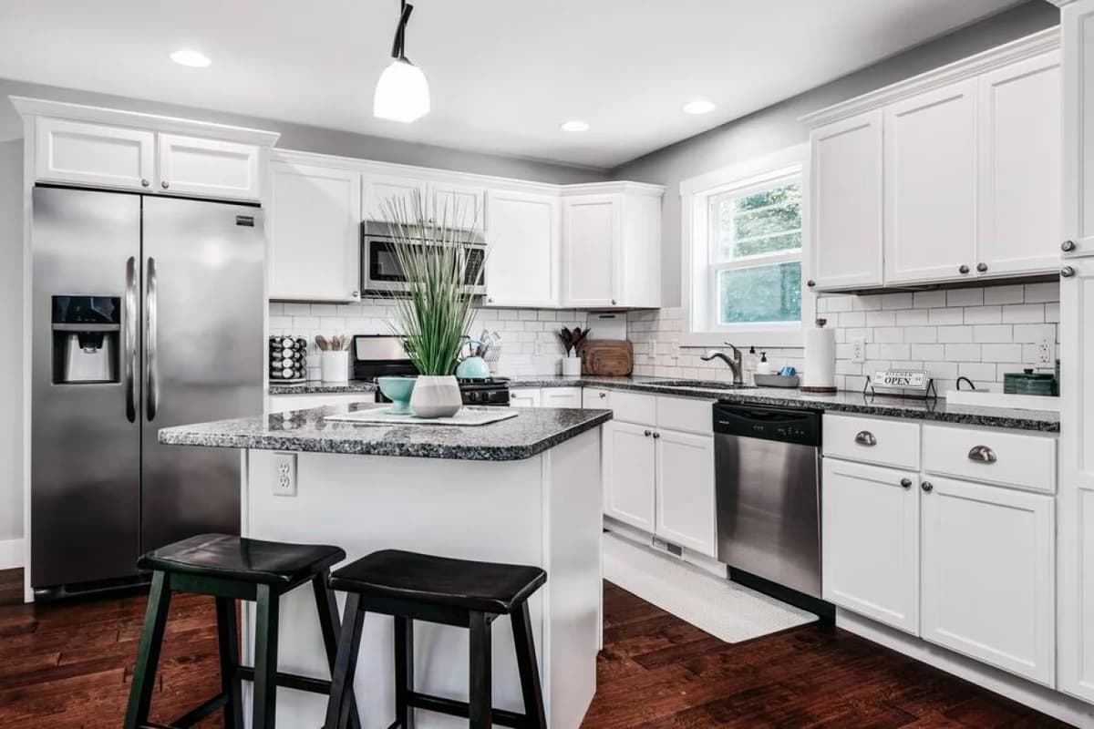 Lakescape | Modern 3BD Townhome |Downtown|Wineries photo 20