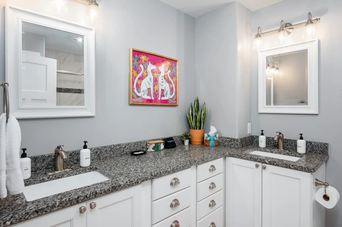 The Emerald Nest | 3BR Townhome |Near Downtown |Beach |Wineries photo 43