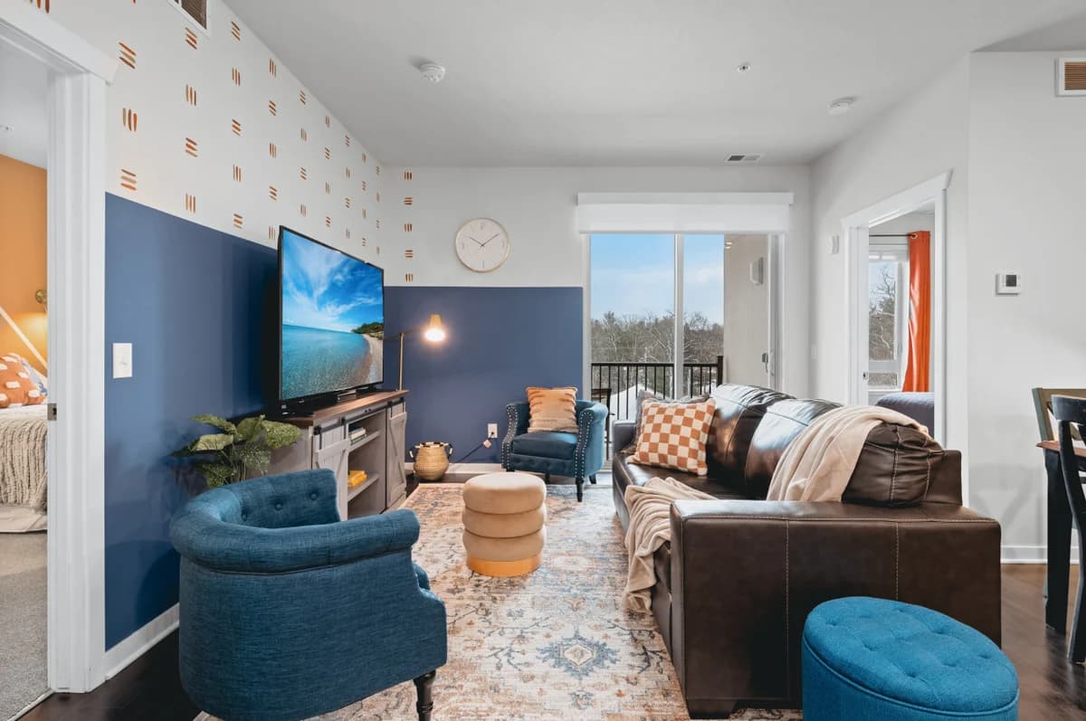*NEW* Great Escape 404: 2BR Condo Near Downtown and Bay photo 9