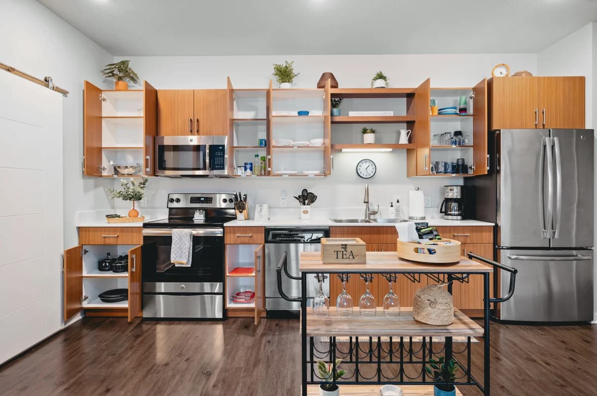 *NEW* Great Escape 404: 2BR Condo Near Downtown and Bay photo 46
