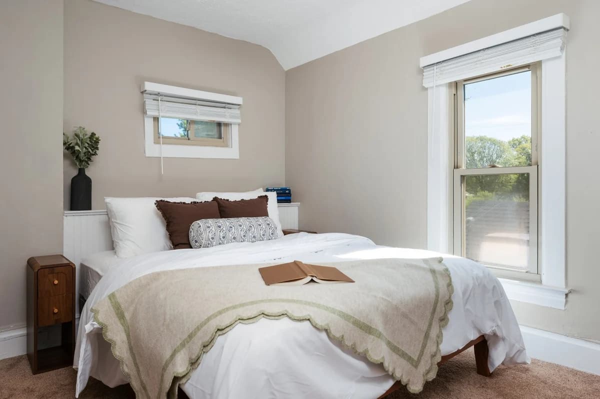 Northern Sky Cottages | 3 Houses | 8BR | 4BA | 2 Hot Tubs | Game Shed & Private Yard photo 40