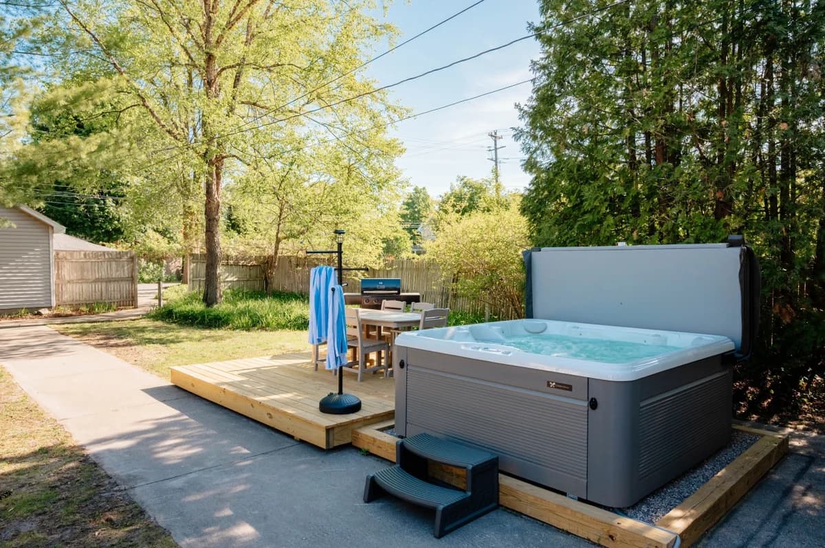 Northern Sky Cottages | 3 Houses | 8BR | 4BA | 2 Hot Tubs | Game Shed & Private Yard photo 107