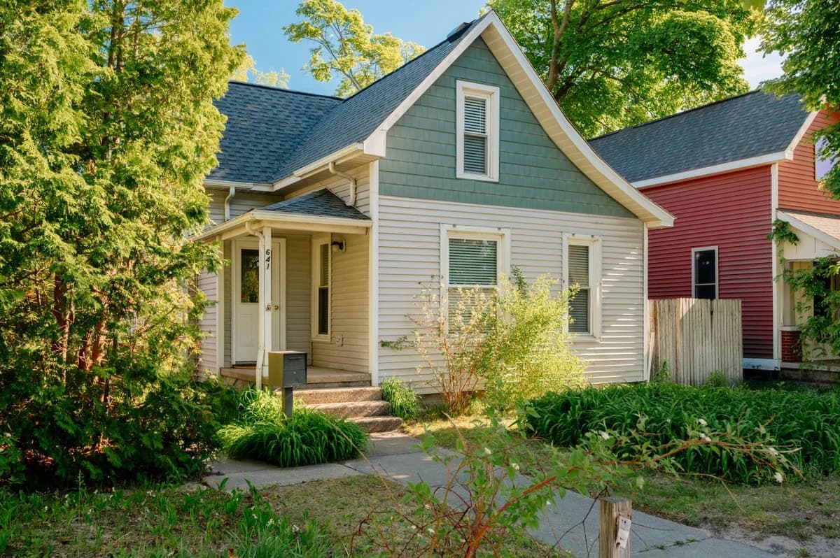 Northern Sky Cottages | 3 Houses | 8BR | 4BA | 2 Hot Tubs | Game Shed & Private Yard photo 114