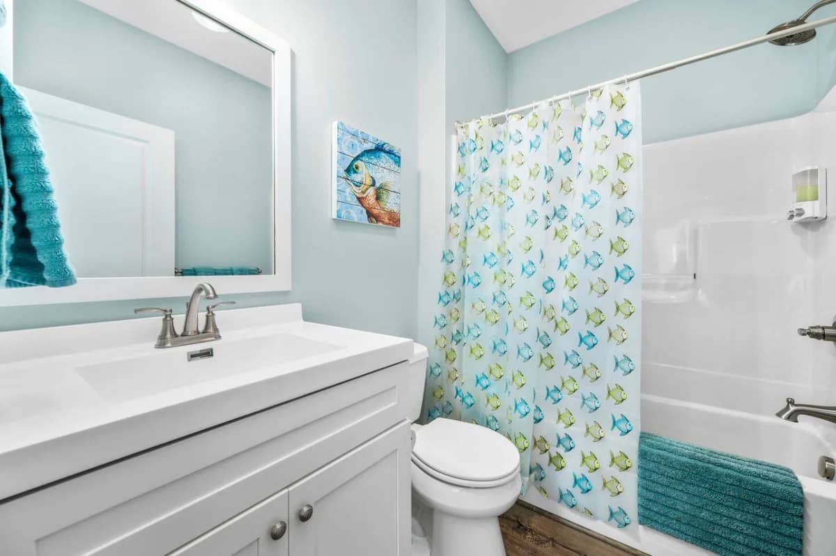 Private Hot Tub The Roost 16 |2BR |Patio |Downtown photo 10