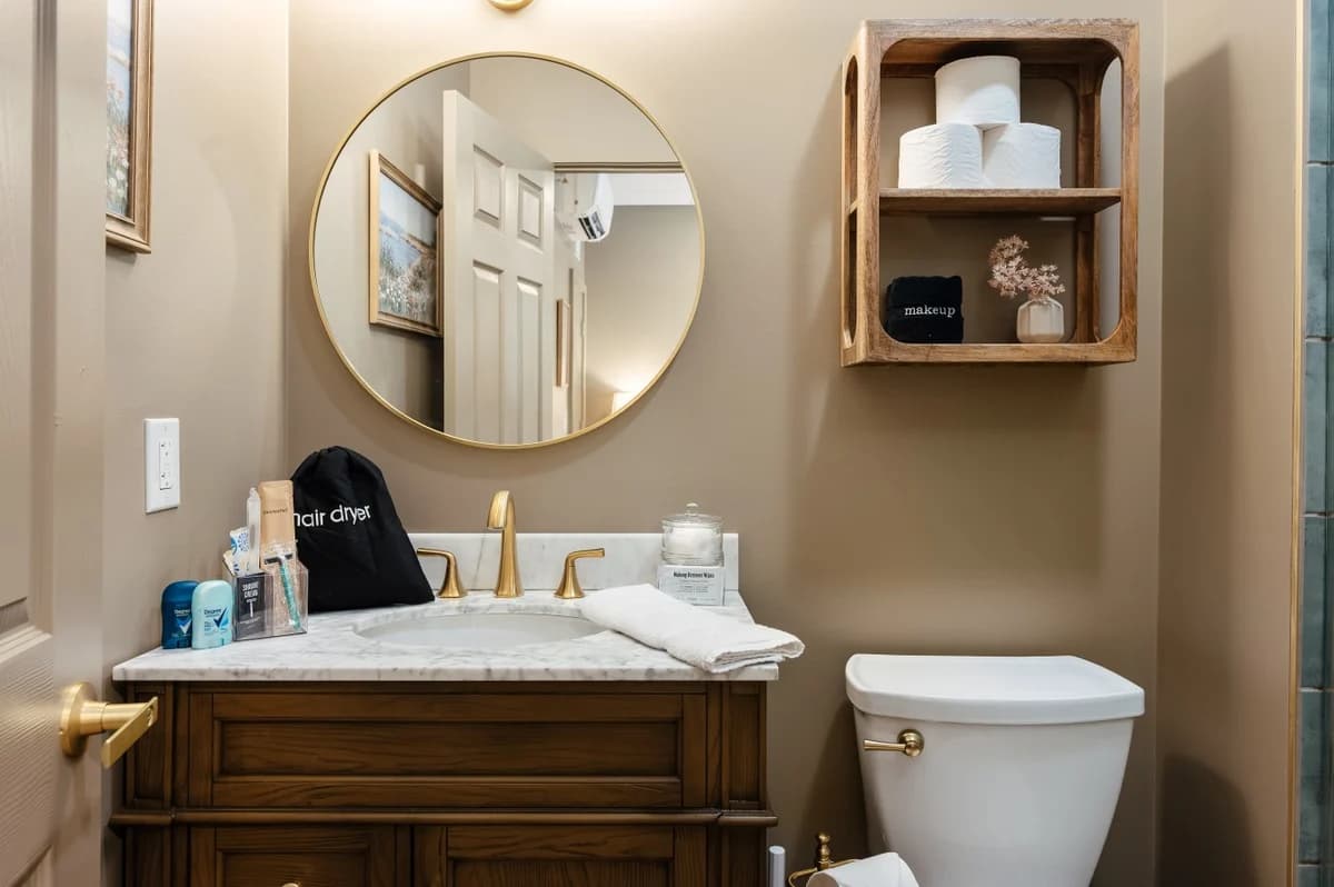 Sage Solace Studio | Near Downtown & Beaches photo 33