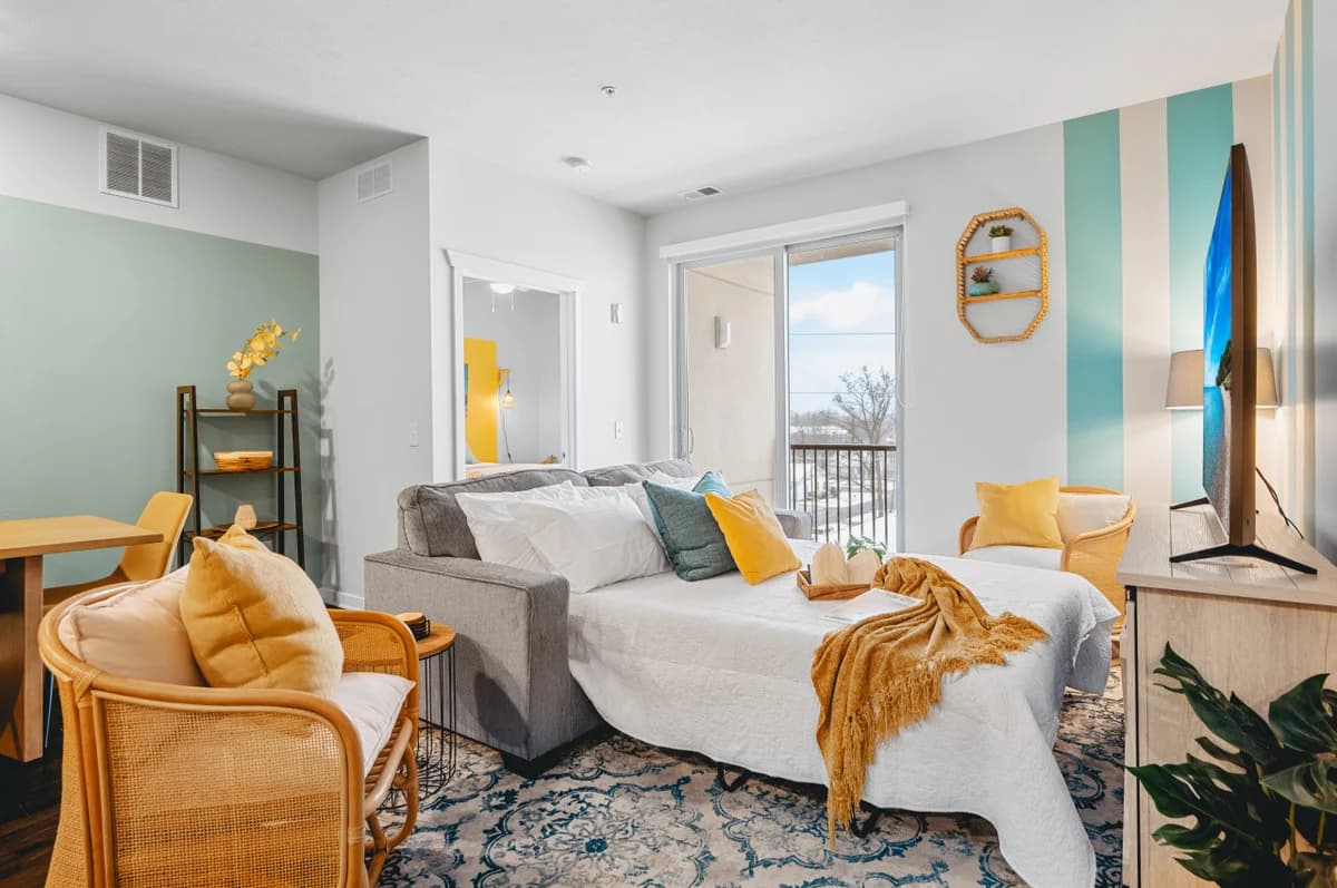 Shoreline: 2BR Condo Near Downtown, The Bay and Wineries photo 12