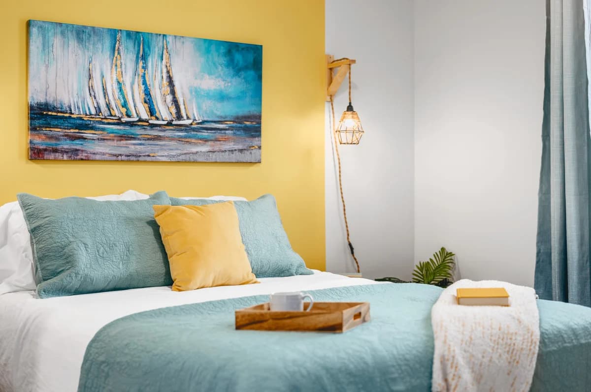 Shoreline: 2BR Condo Near Downtown, The Bay and Wineries photo 14