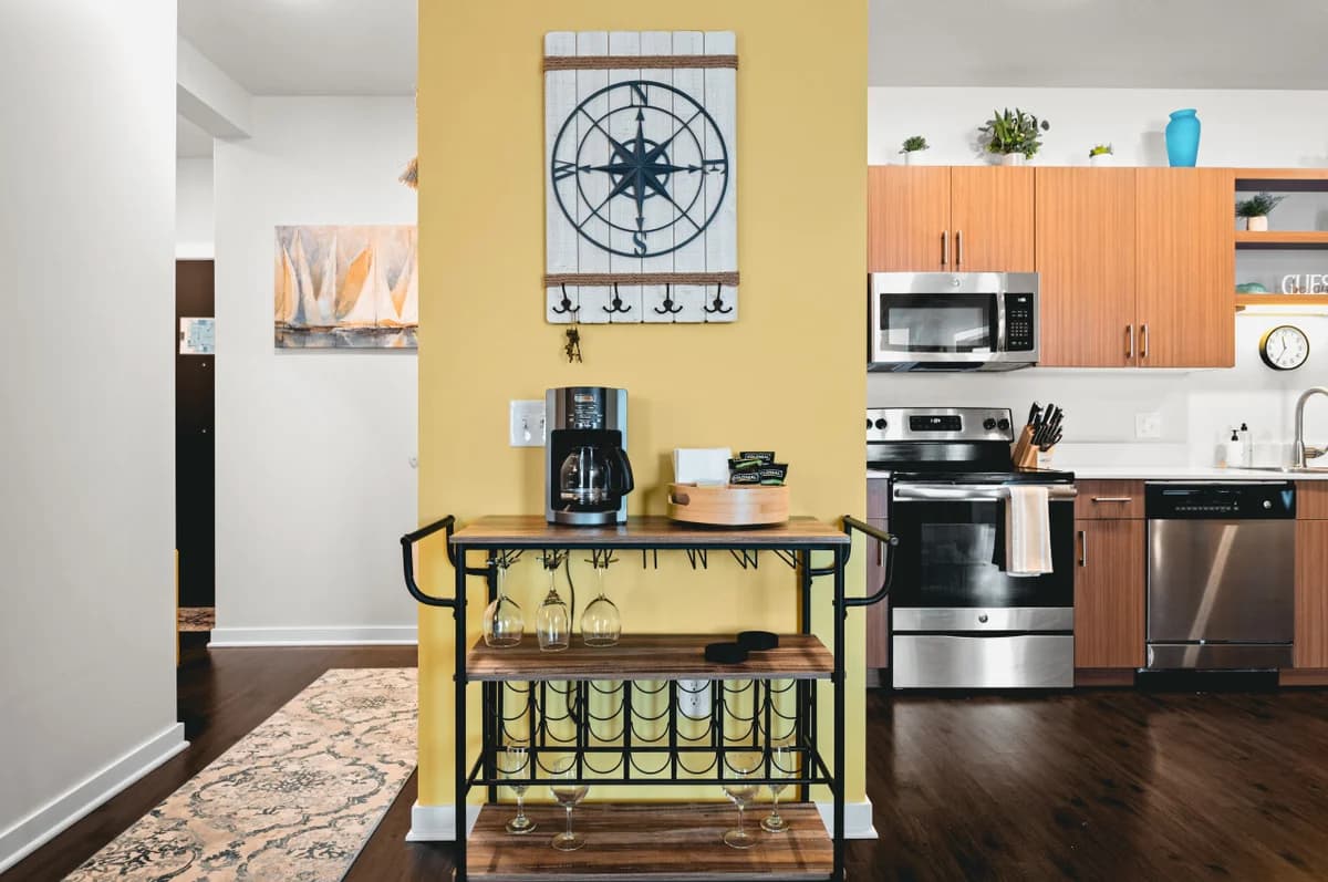 Shoreline: 2BR Condo Near Downtown, The Bay and Wineries photo 39