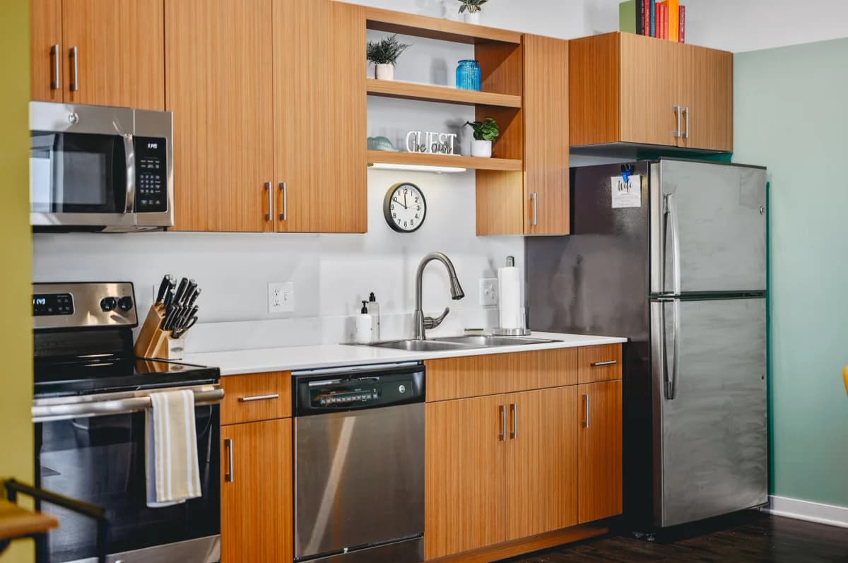 Shoreline: 2BR Condo Near Downtown, The Bay and Wineries photo 44