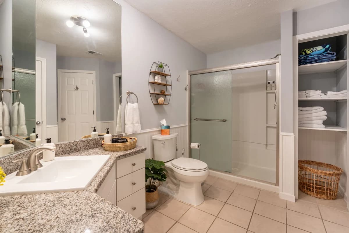Waterfront Haven 215|Balcony|Direct Beach Access|Near Downtown photo 21