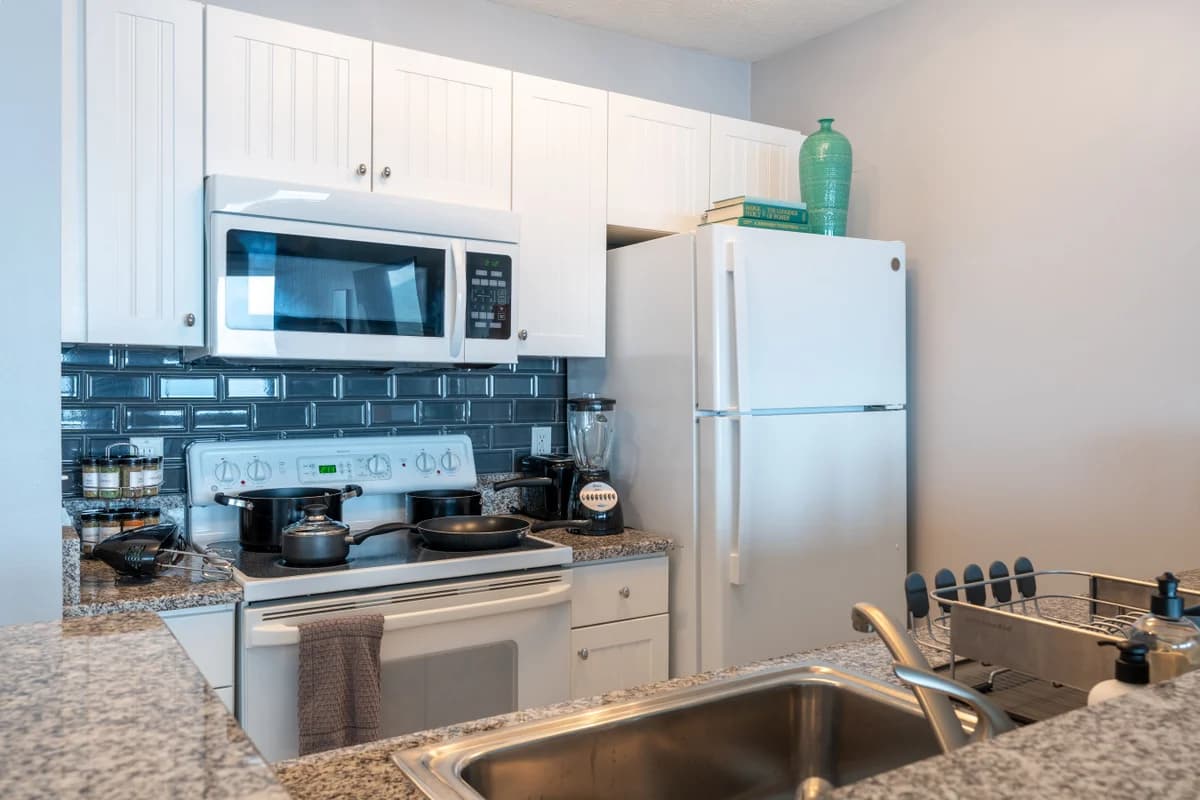 Waterfront Haven 215|Balcony|Direct Beach Access|Near Downtown photo 34